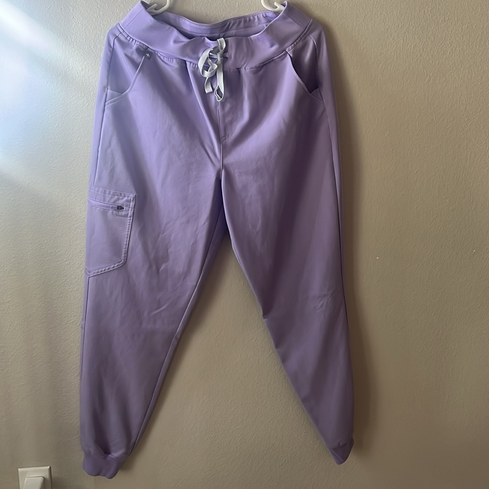 Figs Scrub Set - image 2